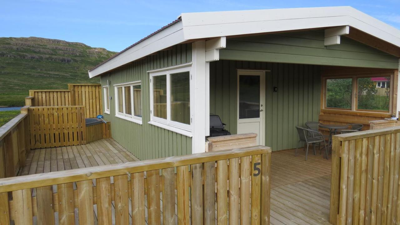 Hvammur 5 With Private Hot Tub Drangsnes Eksteriør billede